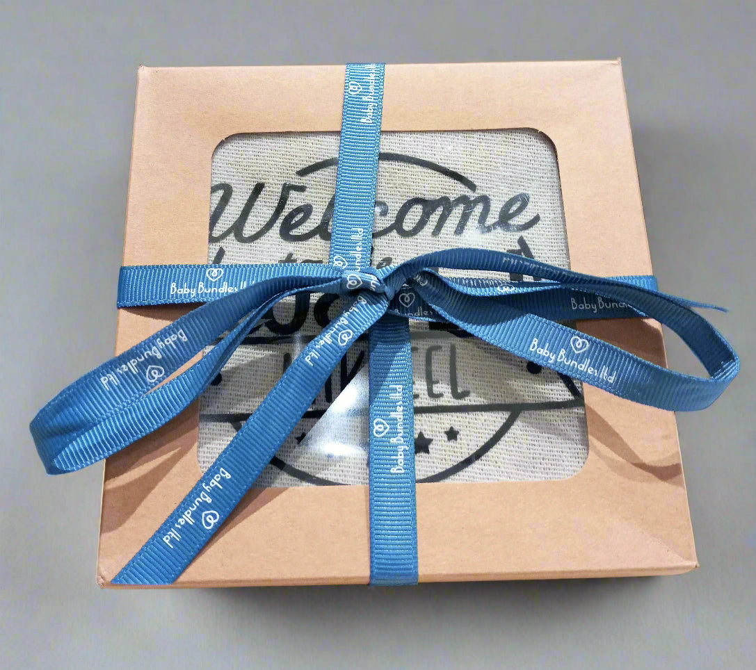 eco-friendly milestone blocks for newborn photo shoots