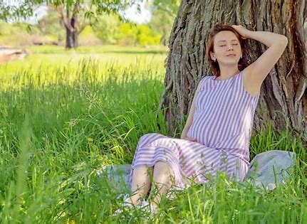 The Hottest Tips for Managing Your Pregnancy in the Summer Heat